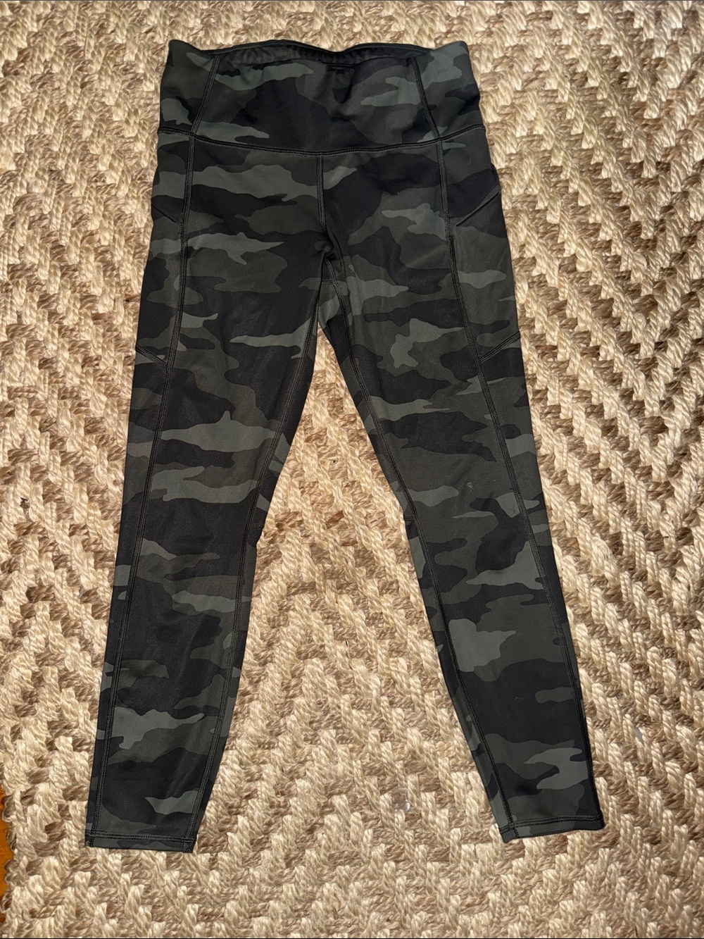 Athleta Camo Active Leggings - women’s xs petite